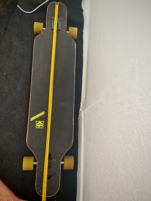 Se vinde skateboard