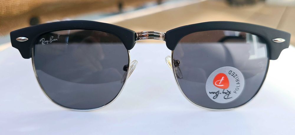 Ochelari de soare Rayban Clubmaster rama argintie