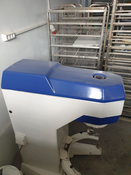 Планетарен миксер 50л