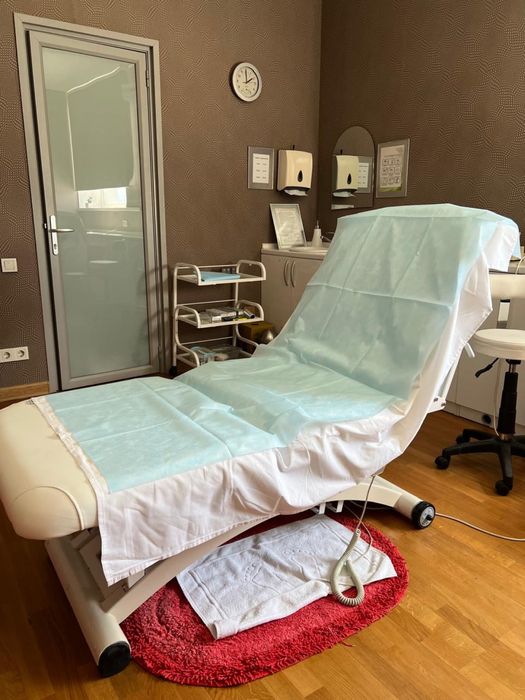 Продам кушетку косметологическую