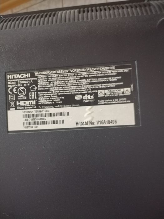 Vând TV led Hitachi