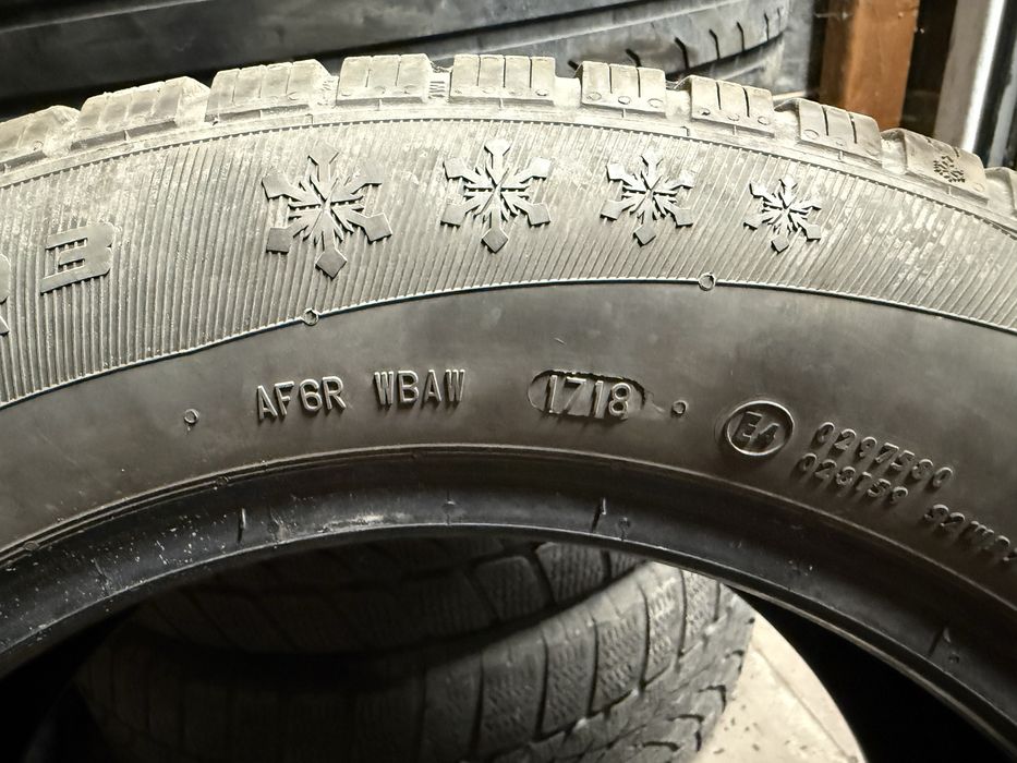 General 225/55/16