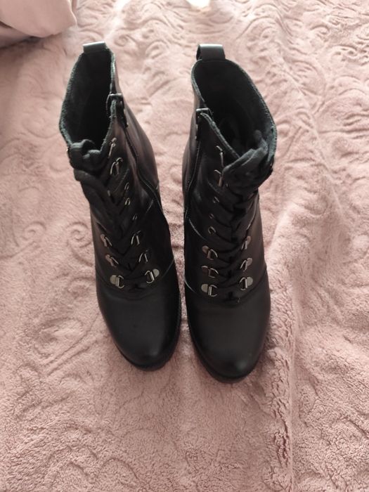 Боти, естествена кожа, 38 номер