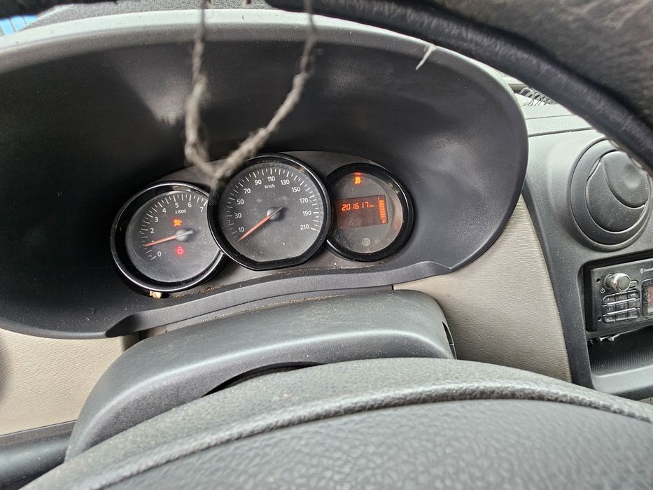 Dacia Dokker на части