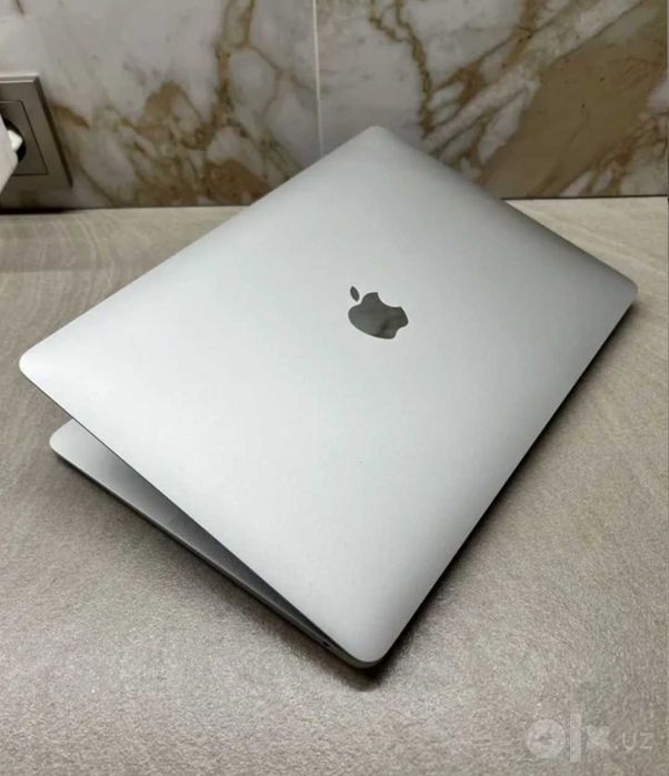 MacBook air m1 2020 silver