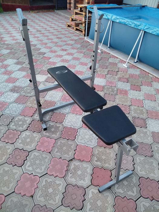 Продам спортивный инвентарь.