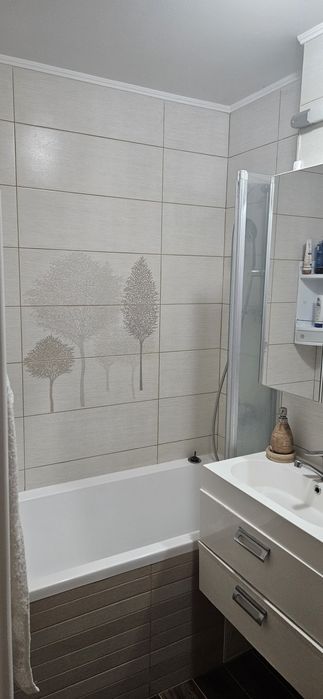 Inchiriez apartament 2 camere racadau brasov 1 octombrie