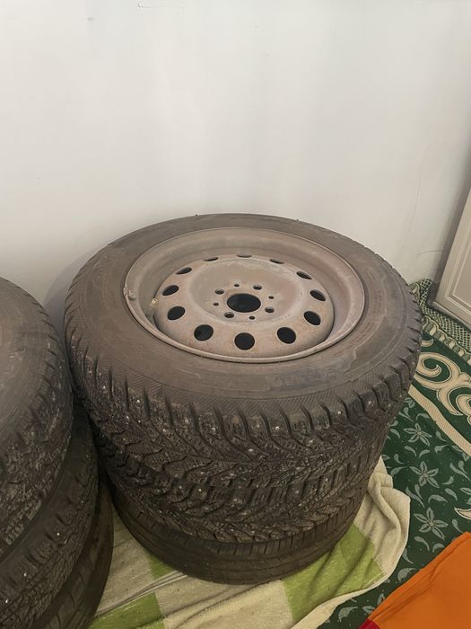 продам зимнюю шину