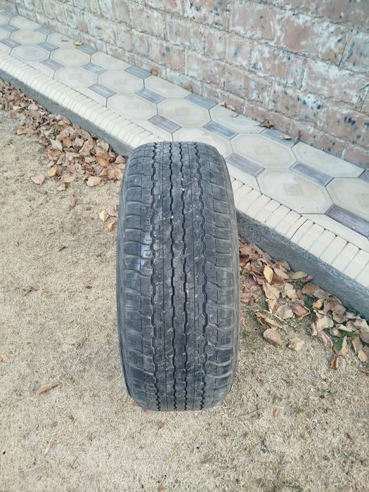 Зимние шины 265/60/18