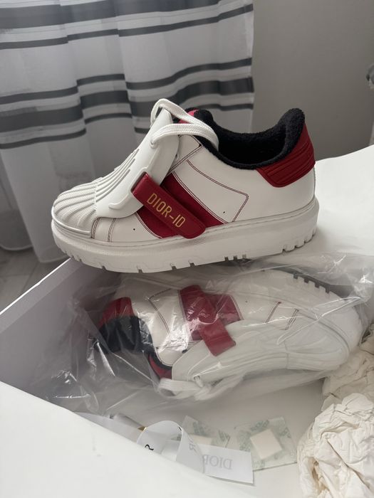 Adidasi miss dior