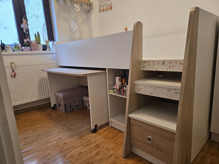 Ansamblu Pat Copil cu birou si spatii de depozitare
