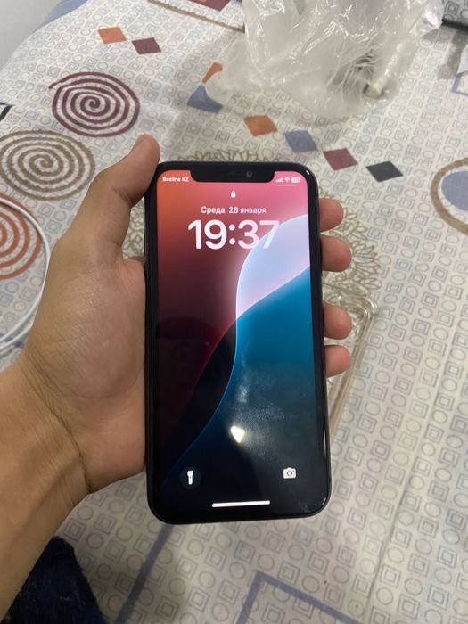 Iphone 11 128gb в хорошем состоянии