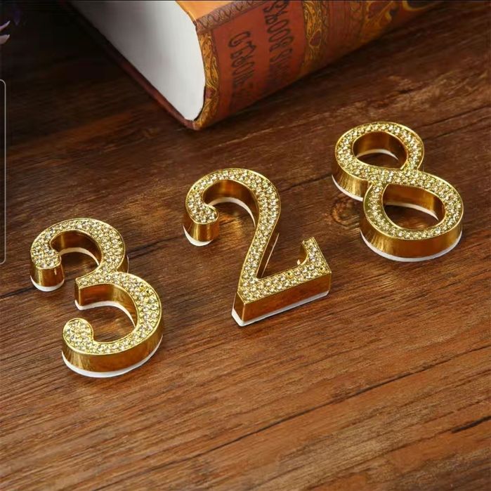 Цифры  для дверей