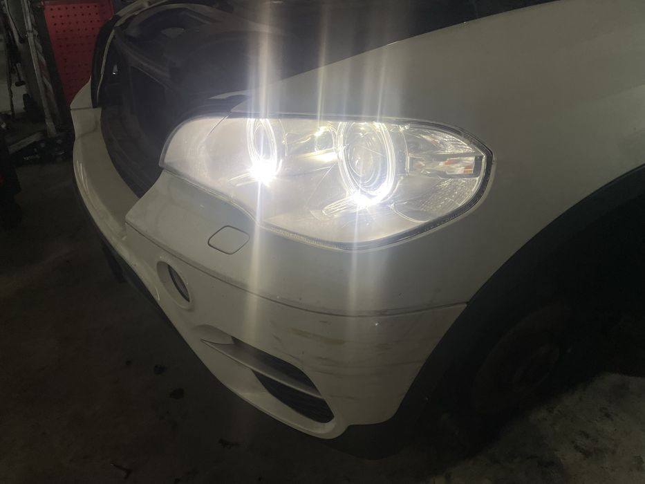 Far /faruri bmw e70 lci x5