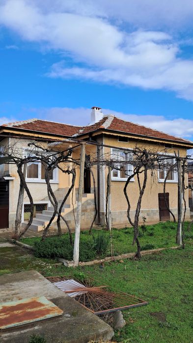 Продава се Къща в с. Ветрен, Област Стара Загора - 97 кв.м за 316 €/кв.м - Снимка #1