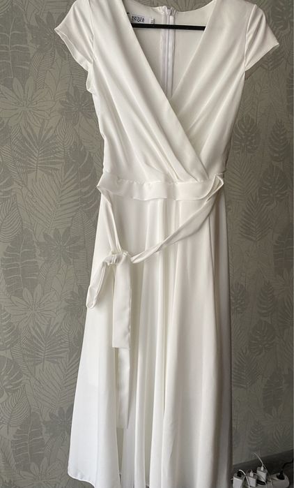 Белое платье на роспись