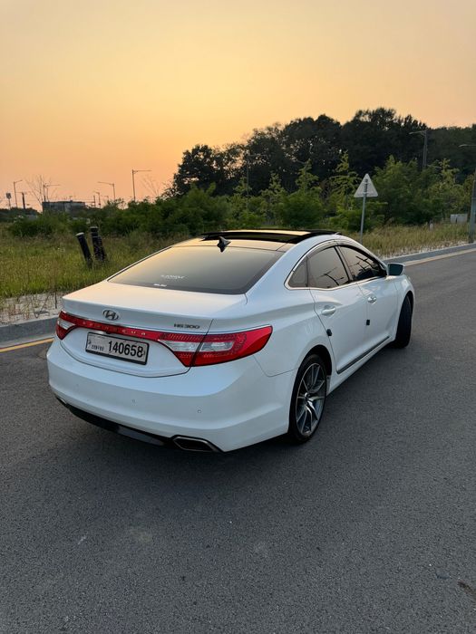 Hyunday grandur HJ300