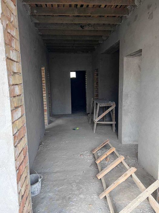 Продам участок 2- соток с новым домом, коробка