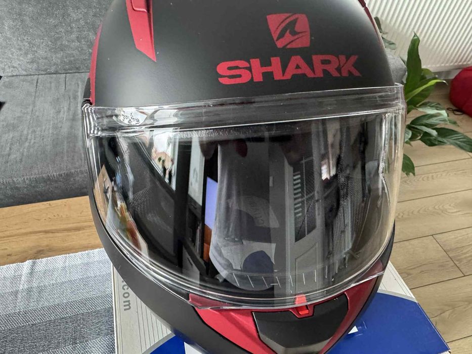 Отваряема каска шарк shark
