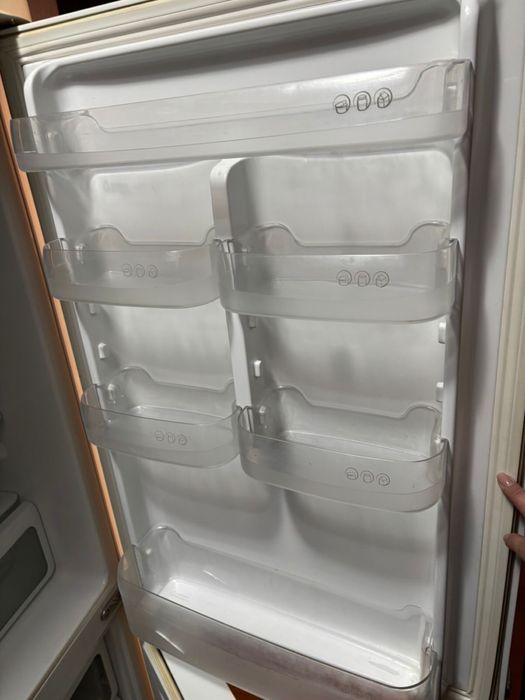 Срочно продам холодильник б/у