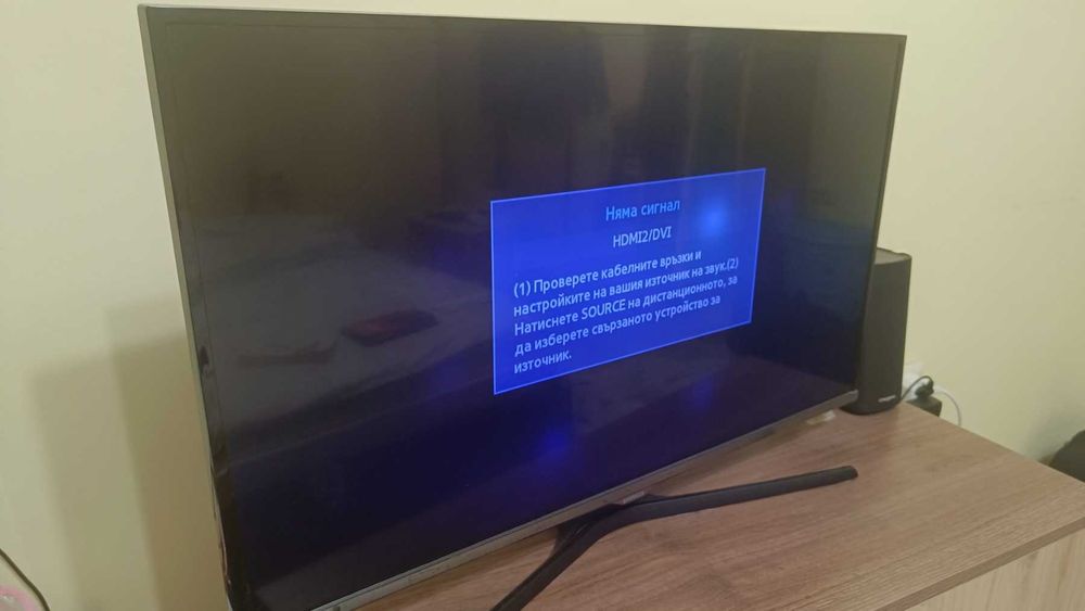 Телевизор Samsung UE32J5100AW – 32 инча, Full HD