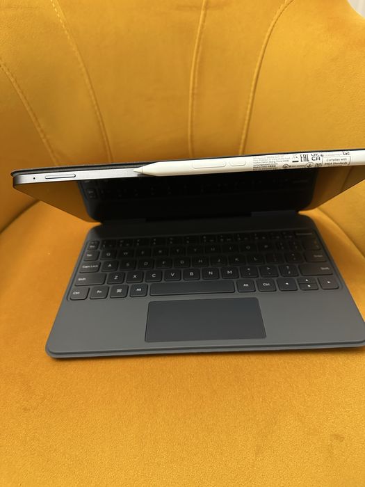 Tableta XIAOMI Tab 7 + Tastatura Pro Focus + Focus pen