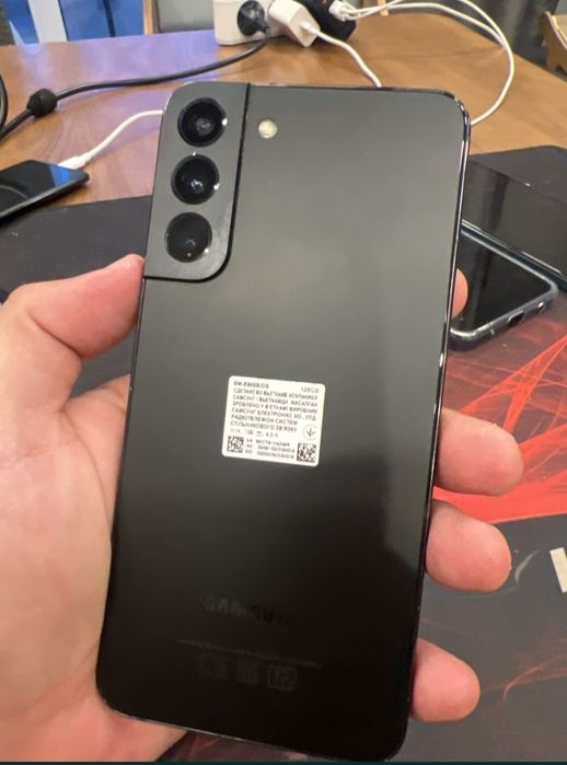 Samsung S22 128g