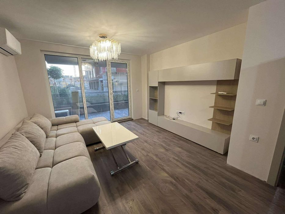 Дава се под наем Двустаен апартамент в Пловдив, Христо Смирненски - 85 кв.м за 650 € - Снимка #2