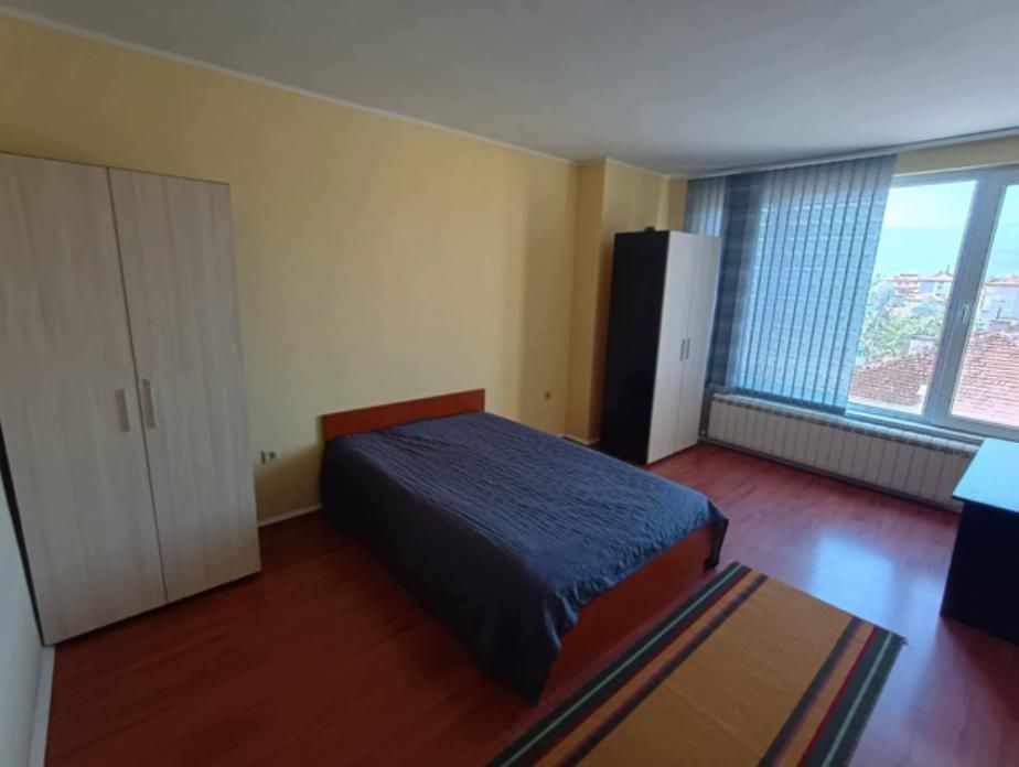 Дава се под наем Четиристаен апартамент в Пловдив, Прослав - 129 кв.м за 500 € - Снимка #2