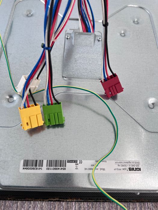 Vand plita electrica IGNIS Whirlpool folosita