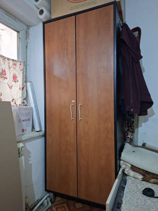 Продам небольшой шкаф