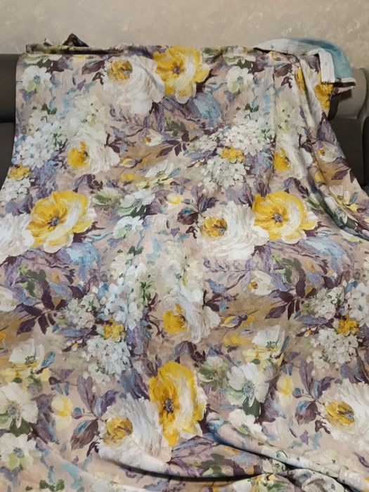 Продам шторы. Красивые .