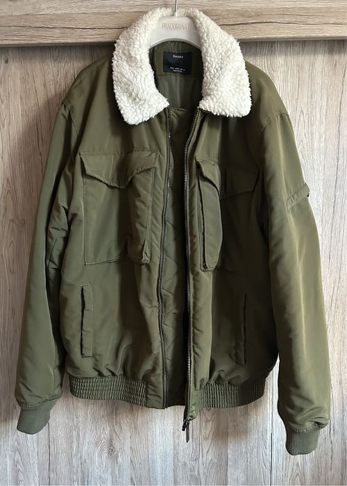 Bershka мъжко яке размер L