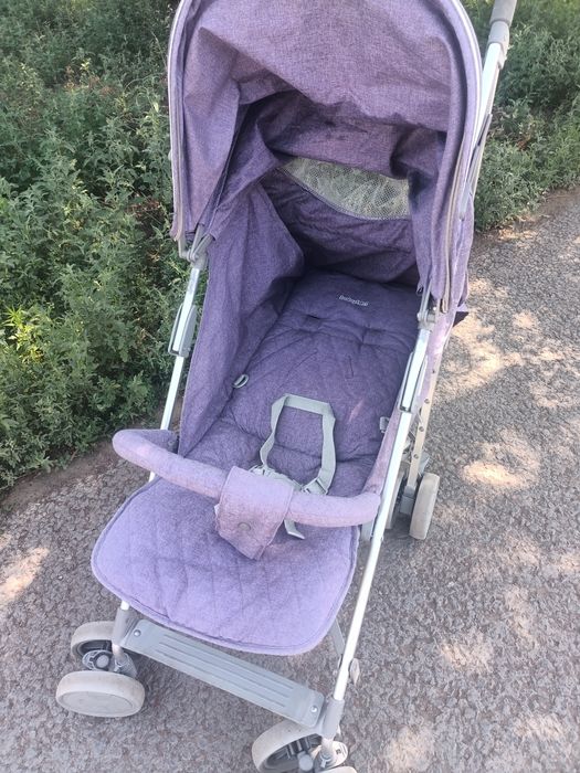 Продам прогулочную коляску