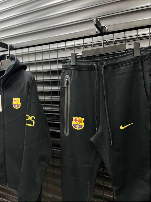 Мъжки екип най-високо качество всички размери