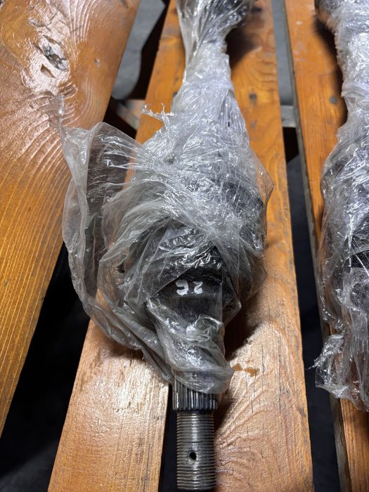 Тайота авенсис граната