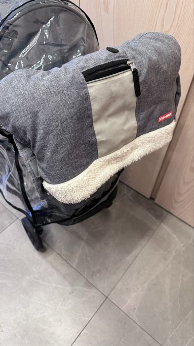 Ergobaby Metro+ количка с аксесоари