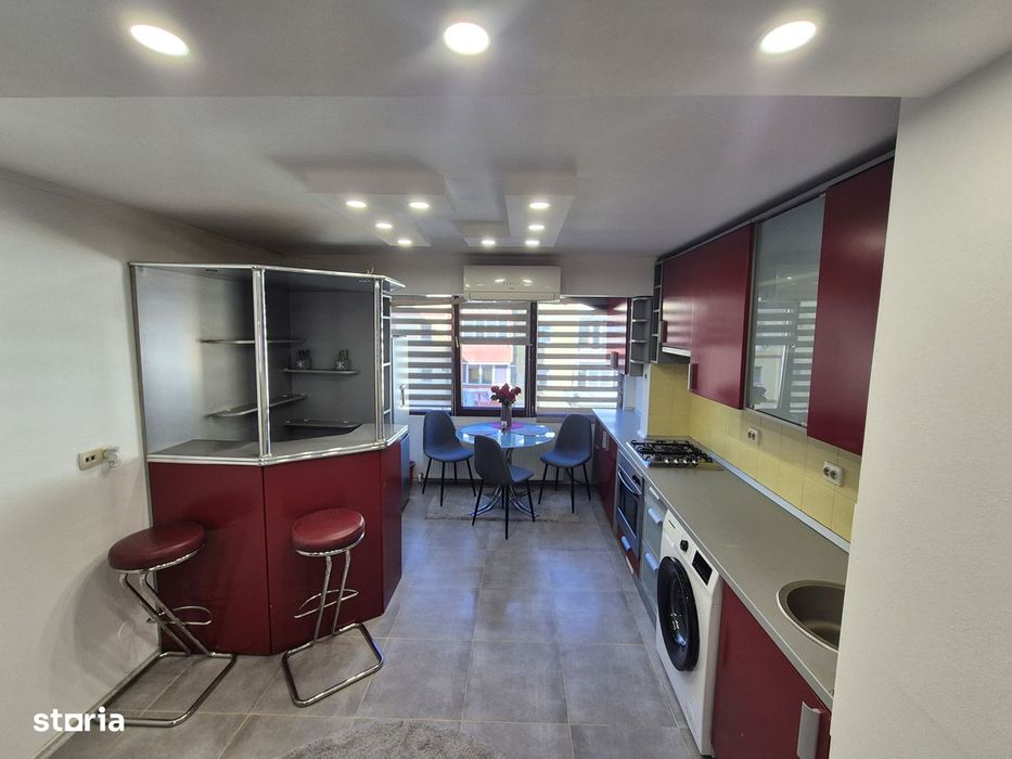 Vand apartament 2 camere, etajul.2,  Micro 4