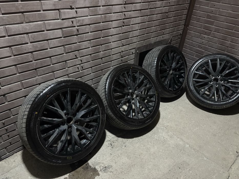 Диски с резиной 245/40/19