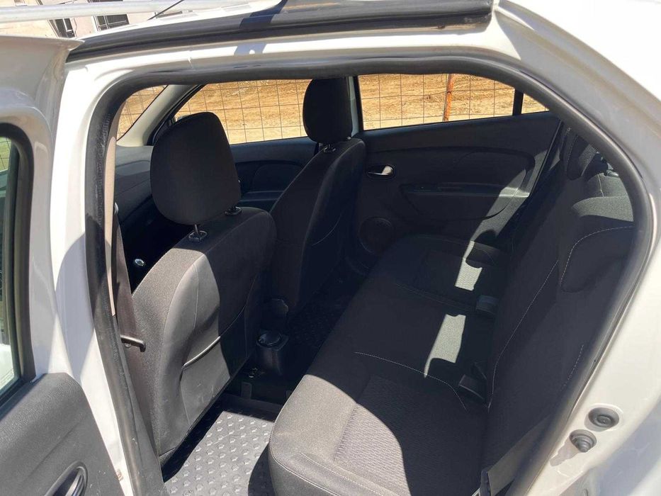 Dacia Logan 1.0 SCe – 2017 – Albă – Cameră Marșarier – Întreținută