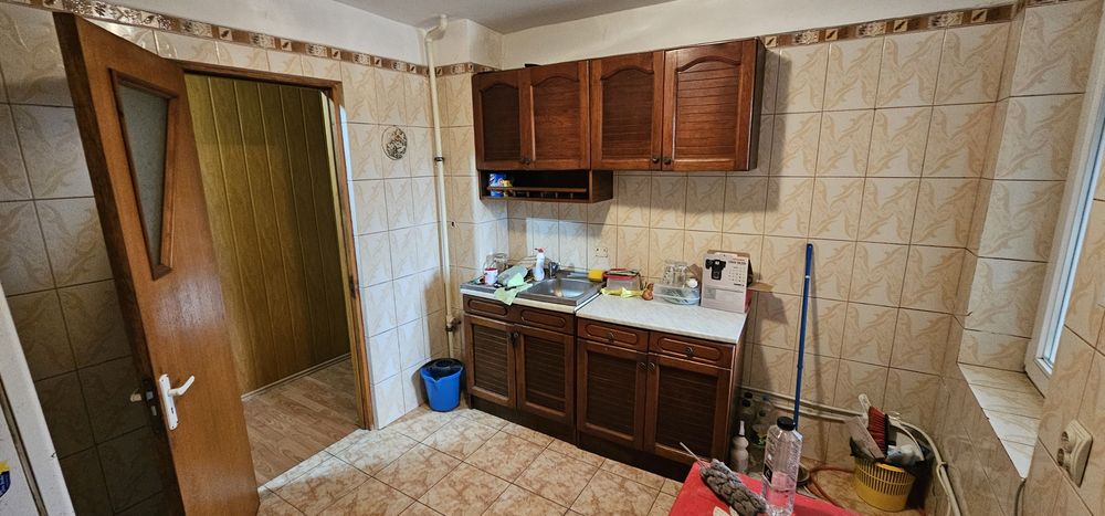Apartament cu 3 camere