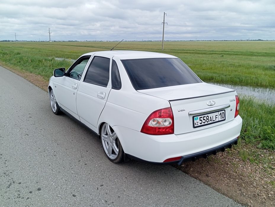 Продам ладу приору 2013 год