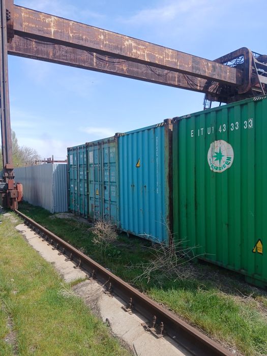 Продам контейнеры