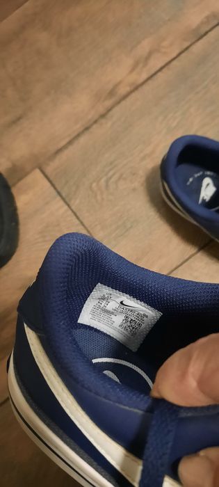 Ботинки, крассовки 39,38