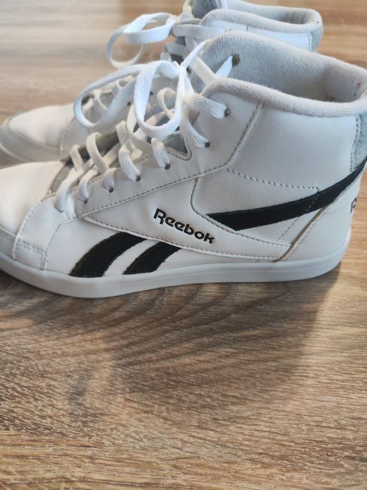 Дамски кецове Reebok