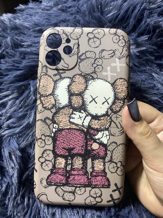 Продам чехлы на 11 айфон