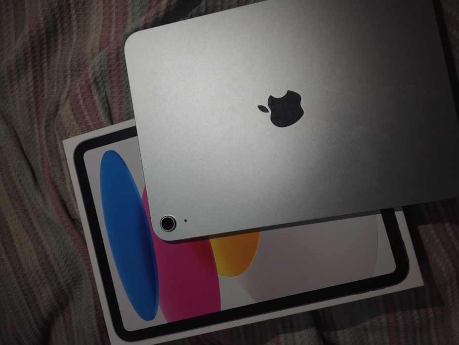 Ipad 11th gen a 16