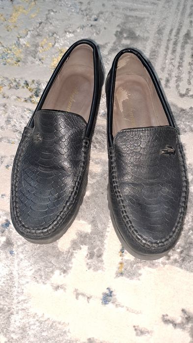 Makasima. Bir marta kiyilgan. 41 razmer