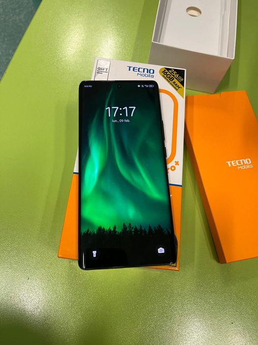 Vând telefon Tehno Spark 256 gb
