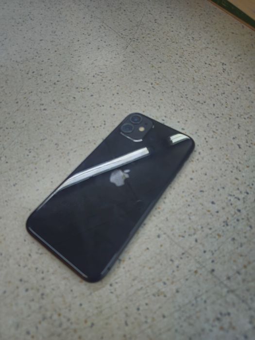 Iphone 11 акб 83%